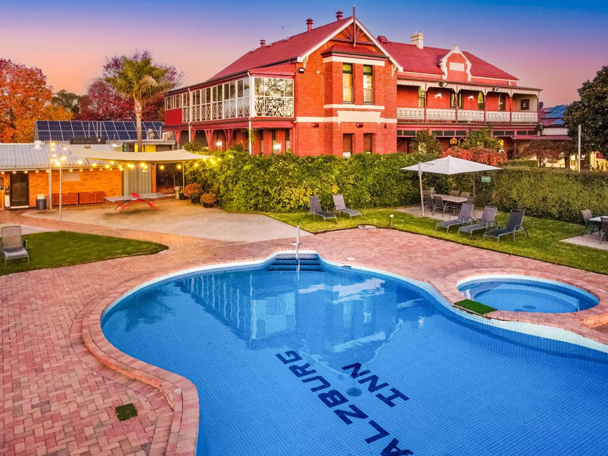 Alzburg Resort Мансфилд Экстерьер фото
